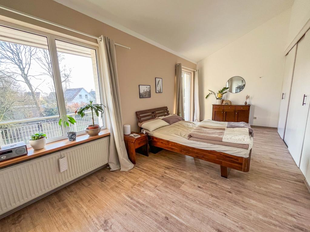 Mehrfamilienhaus: Schlafzimmer OG